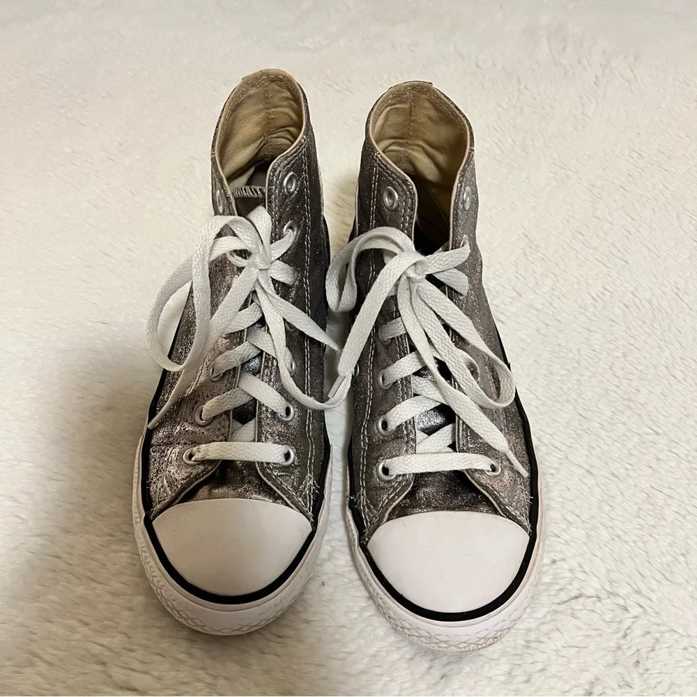 CONVERSE 3 (5.5) Silver Classic Lace Up High Tops Distressed